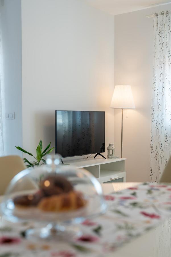 Apartman Lotos Apartment Trogir Exterior photo